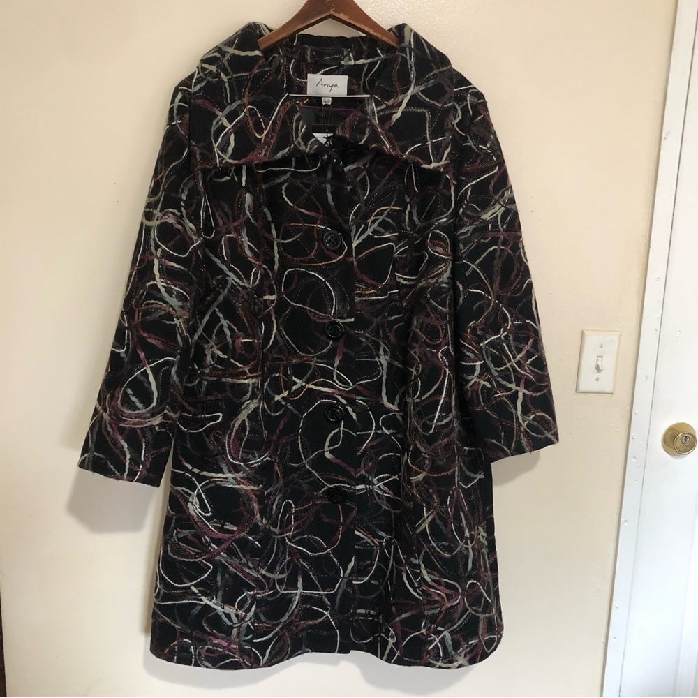NWT Beautiful like yarn swirling design button down coat. Size Small/medium.